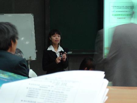 2004 (66).jpg - Dec 25-26, 2004 台灣水產學會年會(鄭宇君口頭發表論文)(台北台灣大學) [Taiwan Fisheries Annual Meeting (Taipei, Taiwan)]-4